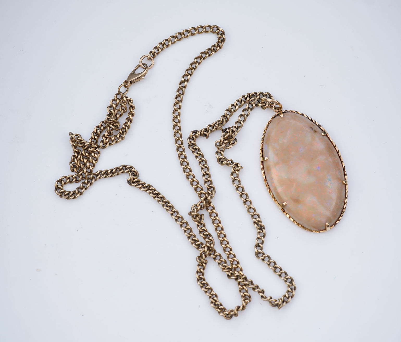 An opal pendant necklace